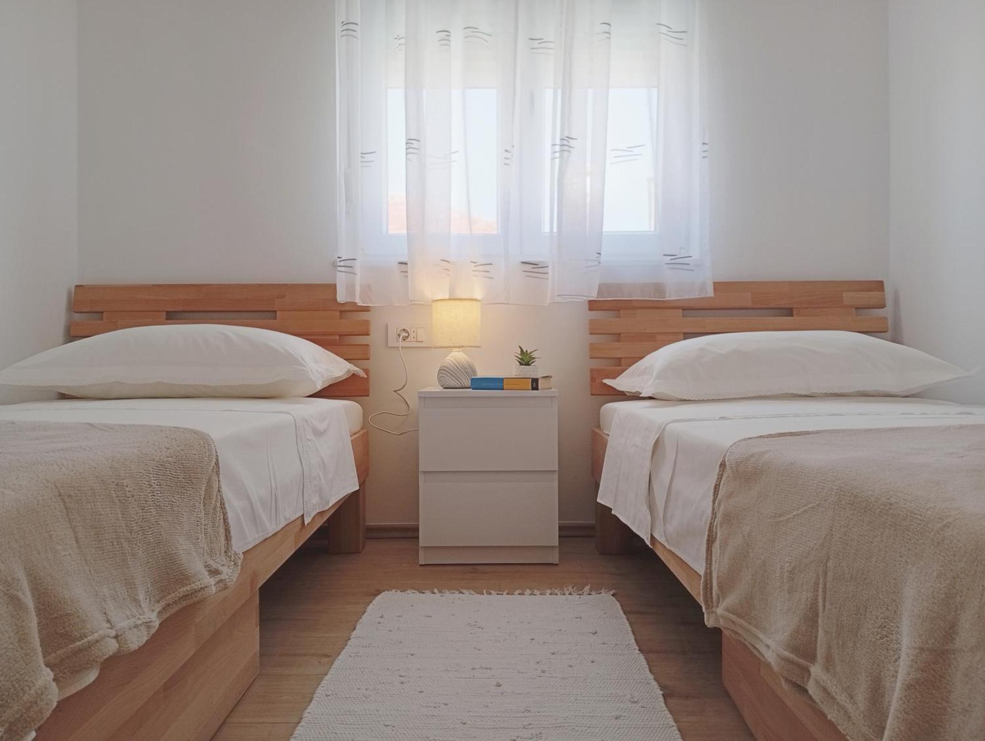 Apartments Villa Odesa With Shared Pool Zadar Rom bilde