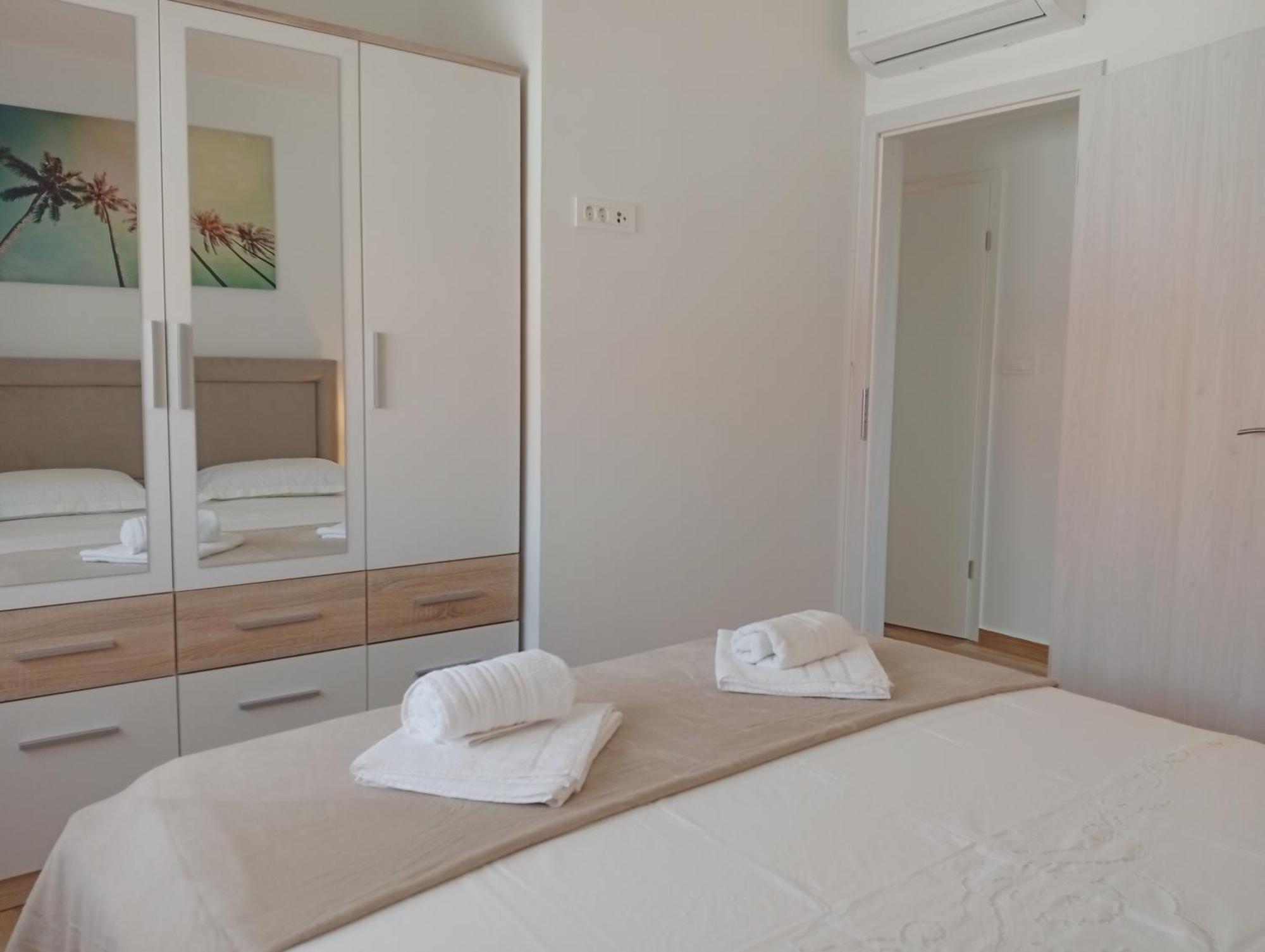 Apartments Villa Odesa With Shared Pool Zadar Rom bilde